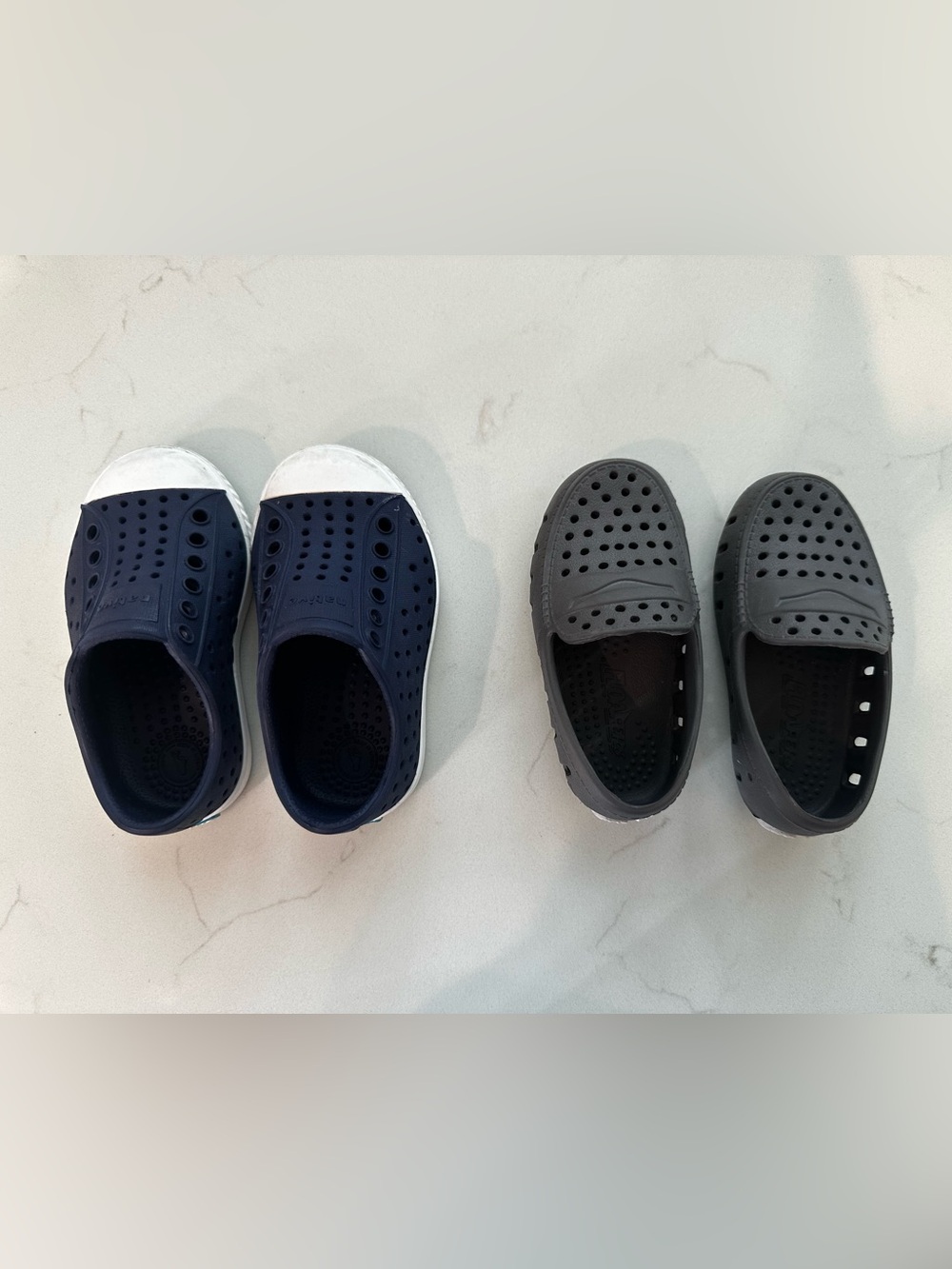 NATIVE Kids Jefferson Slip-On Shoes - Navy size 5 Toddler